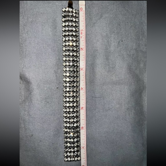 Women’s Vintage Retro Rhinestone Bracelet Antique Clasp Silvertone Costume - Picture 5 of 5